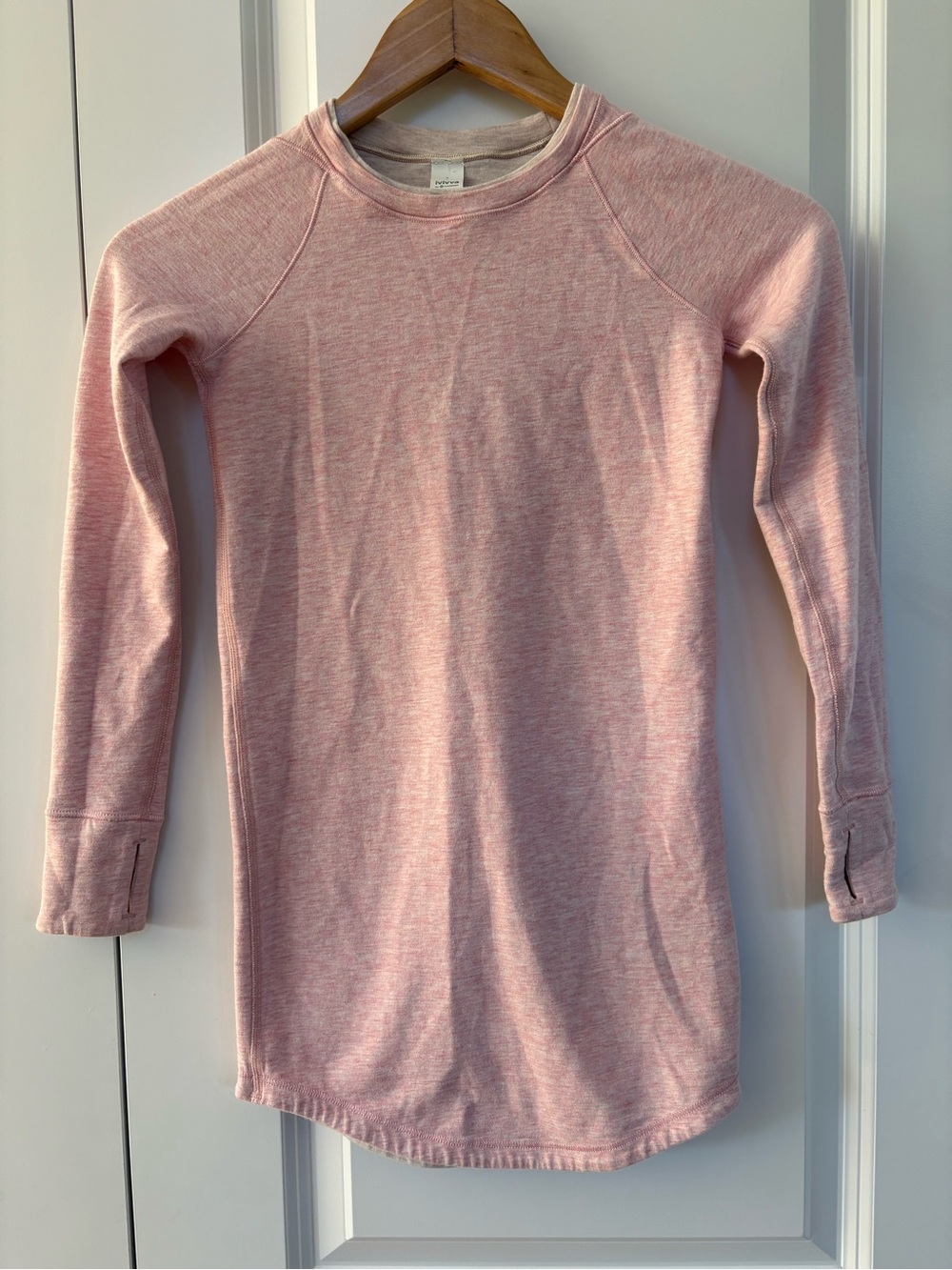 Ivivva by Lululemon Long Sleeve Pink Top with thumbholes & Curved Hem Size 7